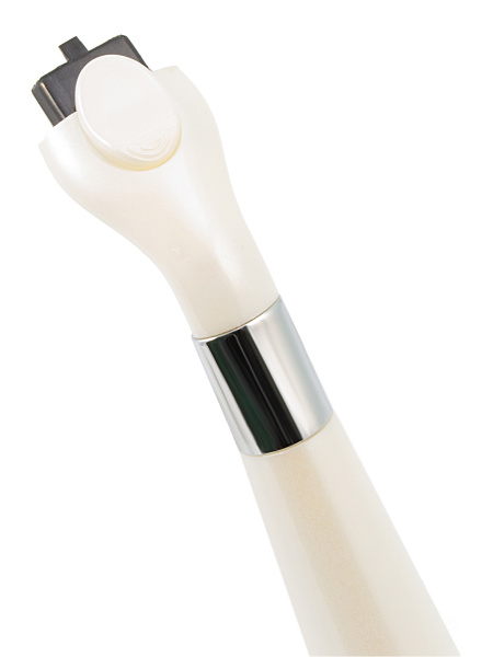 Фото Бритвенный станок Weisen MSS-07 WHT/S White&Silver  (Бритвенные наборы с помазком)